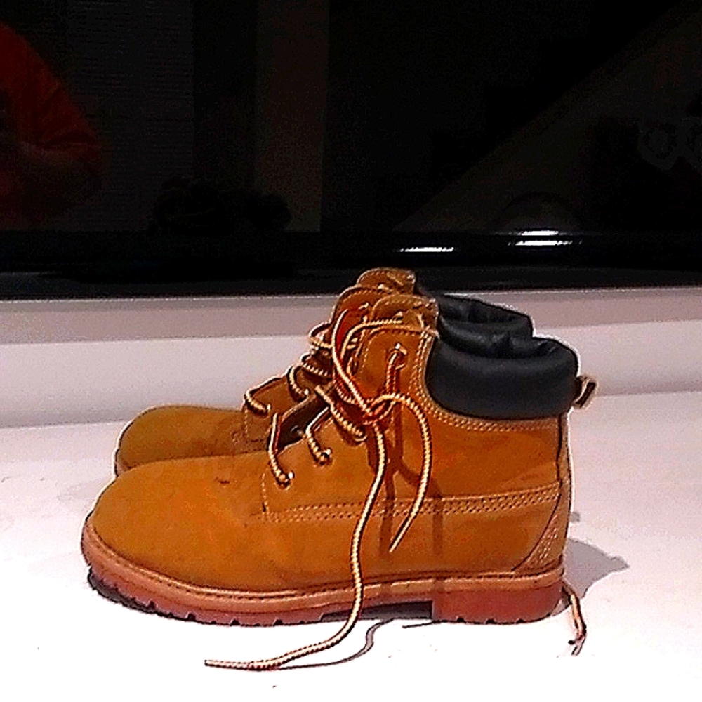 Kids work boots